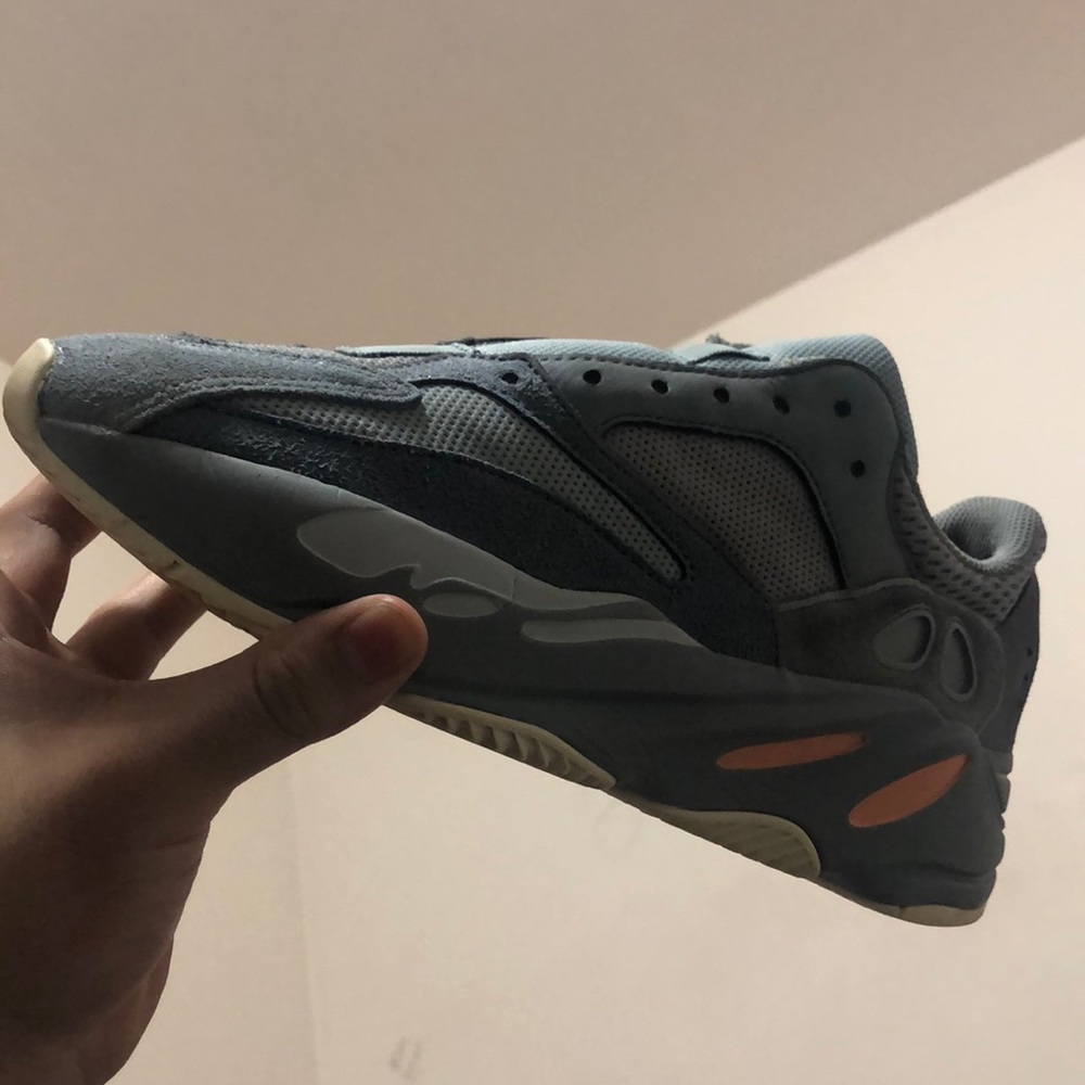 Yeezy 700 inertia